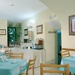 Отель Seggio 3*